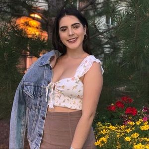 Meet your Posher, Belle